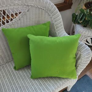 Square Throw Pillows Set 16" x 16" Mt. Dew Kiwi Green Color Home Decor Set Of 2